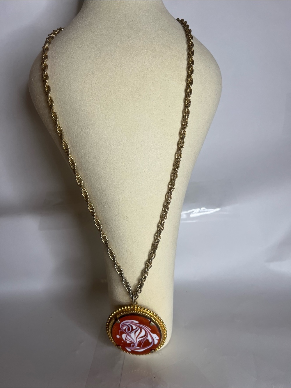 Gold Chain Necklace with Red and White Cameo Pendant